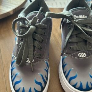 Heelys Gray and Blue Flame Sneakers